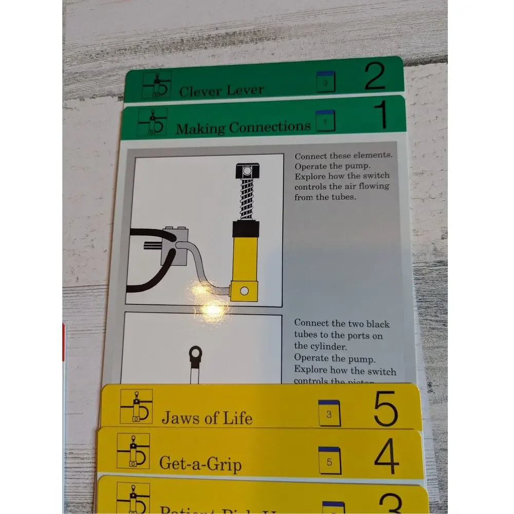 RARE Vintage 1992 LEGO DACTA 9606 Technic Pneumatic Teacher Guide Project Cards
